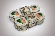 Smoked salmon Alaska maki