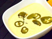 Jalapeno-s cheddar szósz