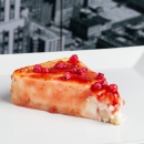 Sajttorta eperöntettel