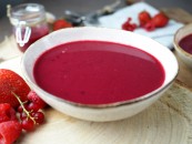 Berry cream soup