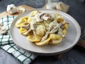 Truffle tortellini with prawn