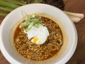Egg ramyeon