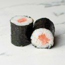 Smoked salmon maki