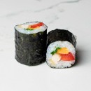 Panko chicken, basil, bell pepper, Cheddar maki