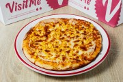 Corn-Leone pizza