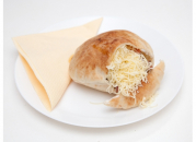 Gyros pitában sajttal