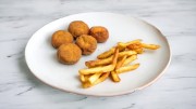 Rántott Gomba ( 25 dkg) + hasábburgonya